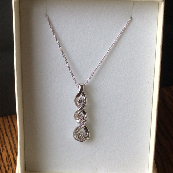 1 LEFT❣️HOST PICK ✨ Kay Jewelers Diamond Necklace - Picture 4 of 4
